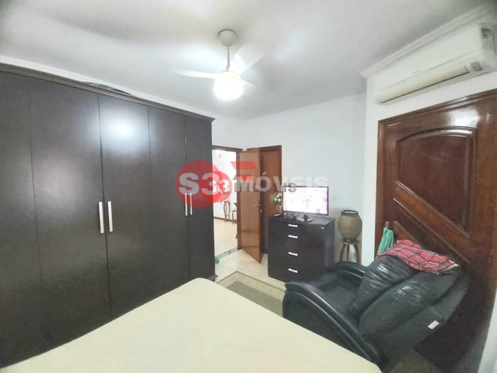 Casa à venda com 3 quartos, 228m² - Foto 42