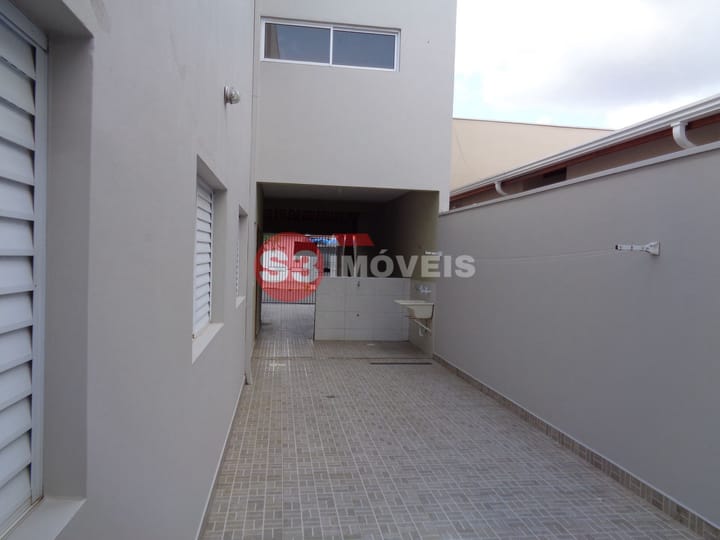 Casa à venda com 6 quartos, 250m² - Foto 6