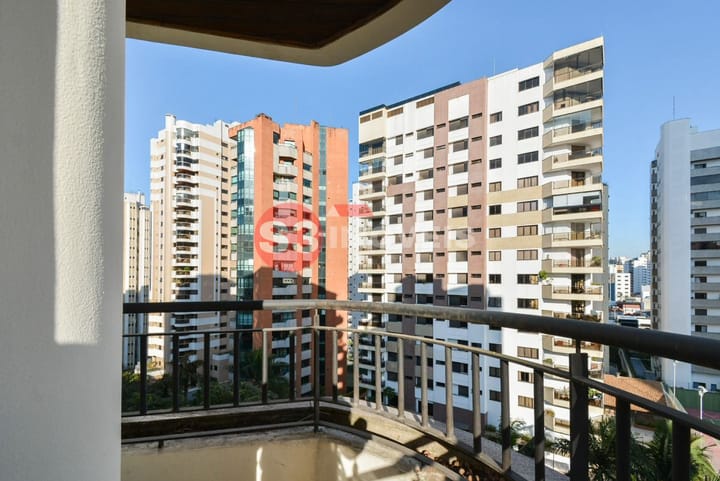 Apartamento à venda com 4 quartos, 175m² - Foto 7