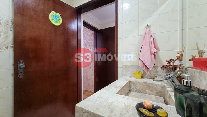 Casa à venda com 3 quartos, 301m² - Foto 25