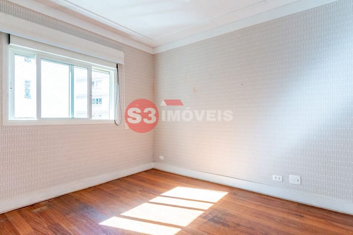 Apartamento à venda com 4 quartos, 211m² - Foto 17