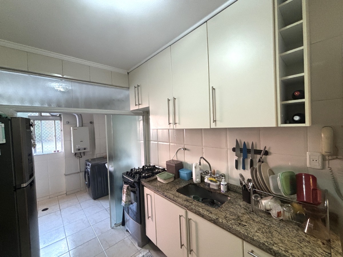 Apartamento à venda com 2 quartos, 79m² - Foto 20