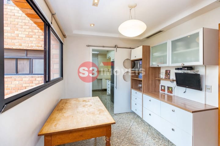 Apartamento à venda com 3 quartos, 219m² - Foto 19