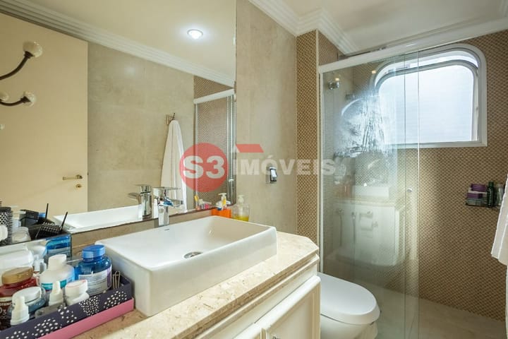 Apartamento à venda com 3 quartos, 208m² - Foto 21