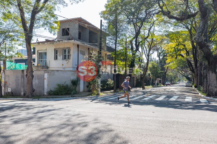 Casa à venda com 4 quartos, 346m² - Foto 50