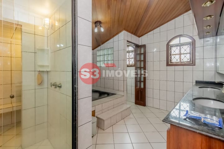 Casa à venda com 5 quartos, 425m² - Foto 18