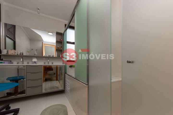 Apartamento à venda com 4 quartos, 208m² - Foto 11