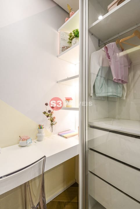 Apartamento à venda com 2 quartos, 40m² - Foto 30