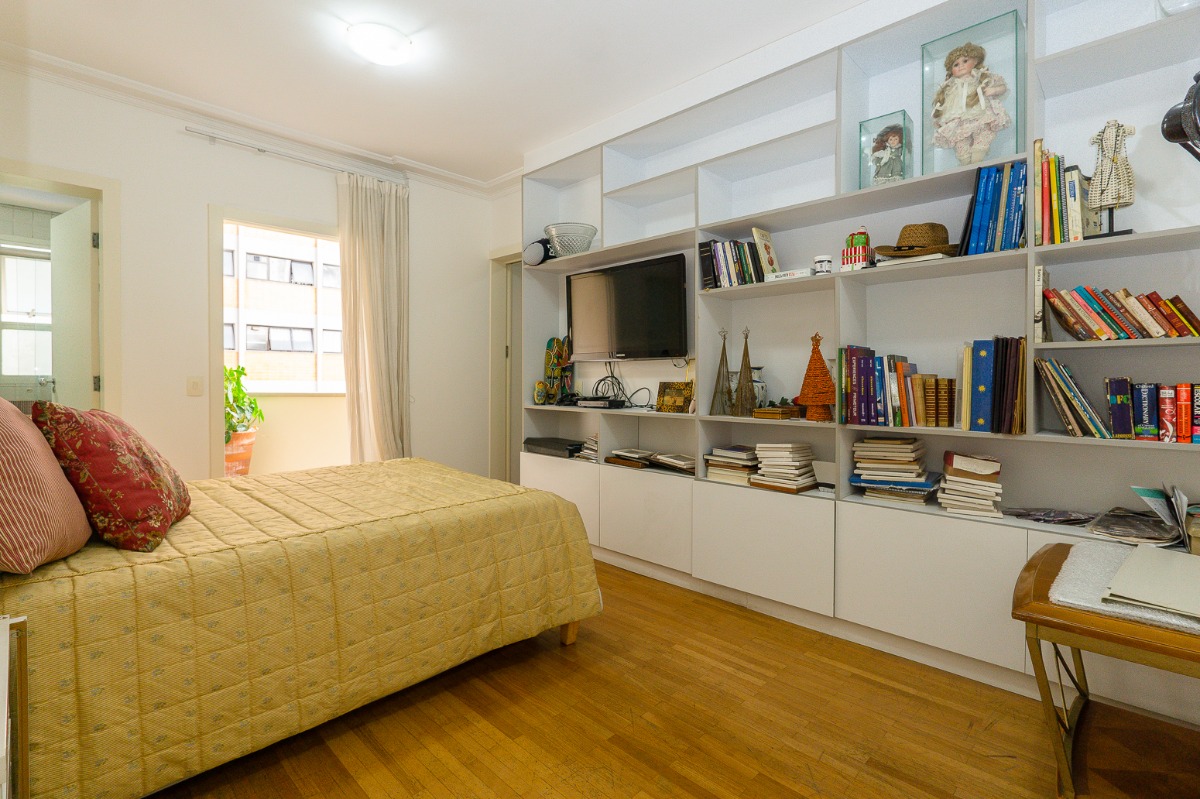 Apartamento à venda com 3 quartos, 210m² - Foto 19