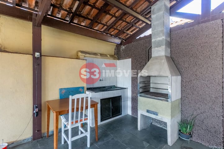 Casa à venda com 4 quartos, 228m² - Foto 25