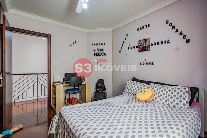 Casa à venda com 3 quartos, 250m² - Foto 26