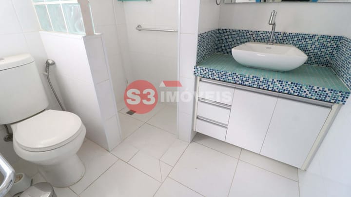 Casa à venda com 4 quartos, 199m² - Foto 17