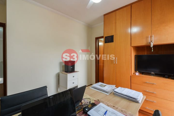 Casa à venda com 3 quartos, 244m² - Foto 34