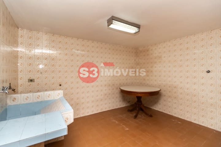 Casa à venda com 3 quartos, 209m² - Foto 18