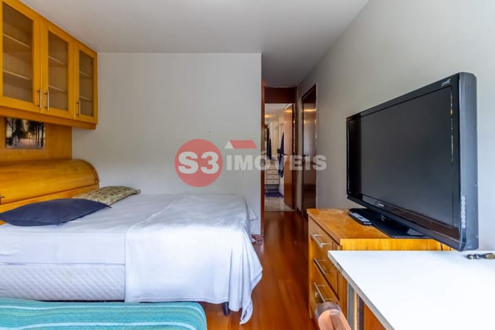 Apartamento à venda com 3 quartos, 245m² - Foto 23