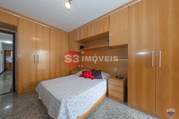 Casa à venda com 3 quartos, 173m² - Foto 9