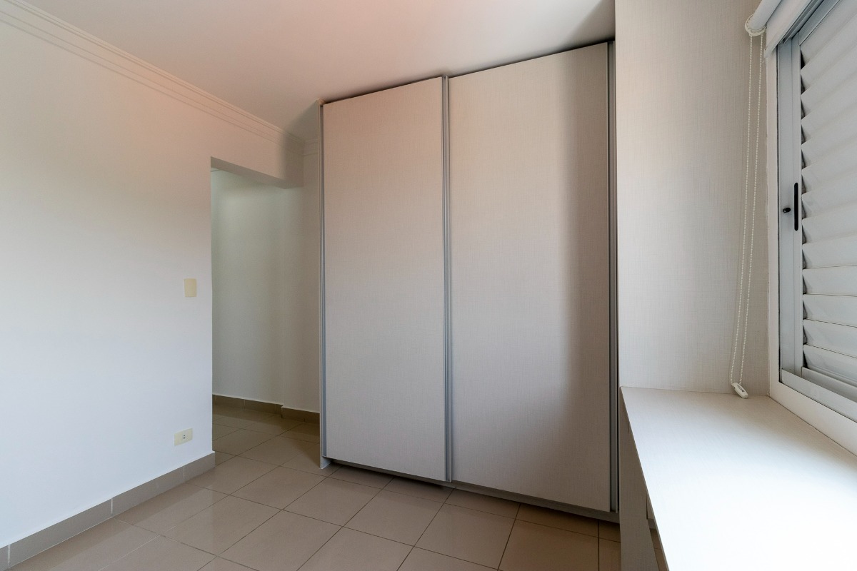 Casa à venda com 3 quartos, 271m² - Foto 24