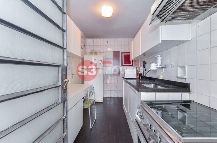 Apartamento à venda com 2 quartos, 85m² - Foto 10