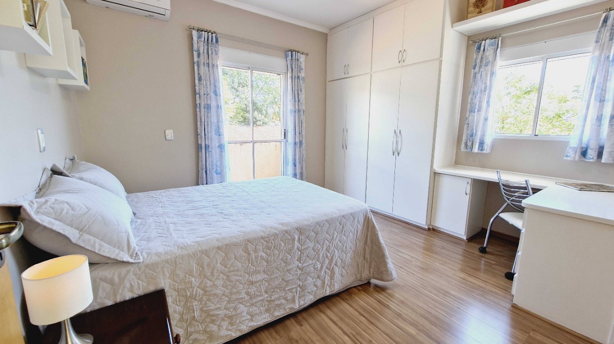 Casa à venda com 3 quartos, 320m² - Foto 29