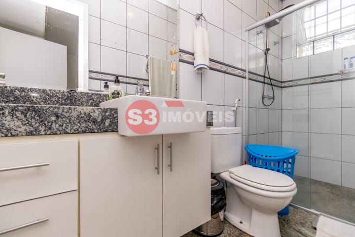 Casa à venda com 4 quartos, 265m² - Foto 11