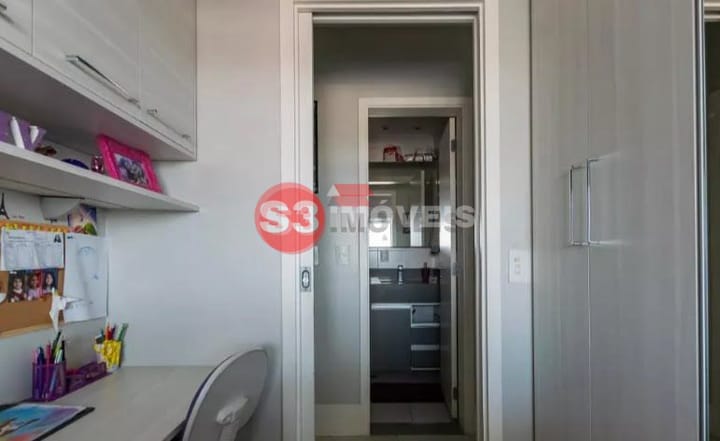 Apartamento à venda com 2 quartos, 67m² - Foto 11