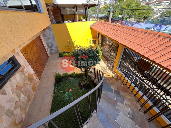 Casa à venda com 3 quartos, 269m² - Foto 26