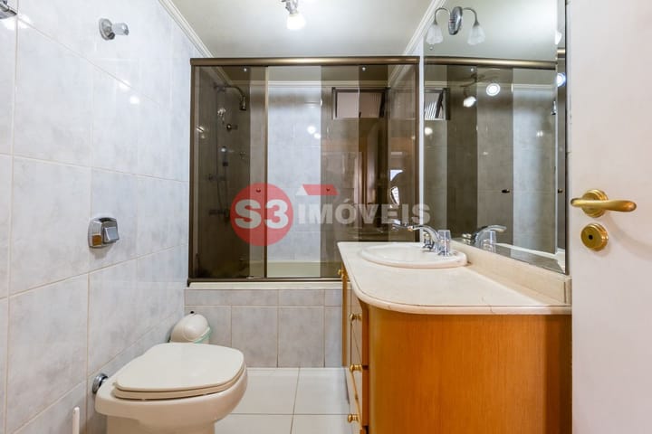 Apartamento à venda com 3 quartos, 137m² - Foto 5