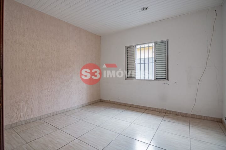 Casa à venda com 4 quartos, 200m² - Foto 16