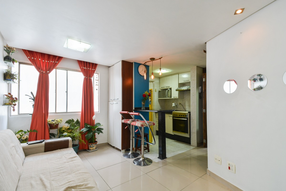 Apartamento à venda com 1 quarto, 48m² - Foto 1