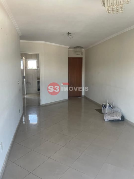 Apartamento à venda com 3 quartos, 72m² - Foto 3