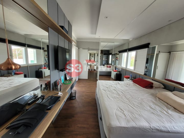 Casa de Condomínio à venda com 4 quartos, 400m² - Foto 34