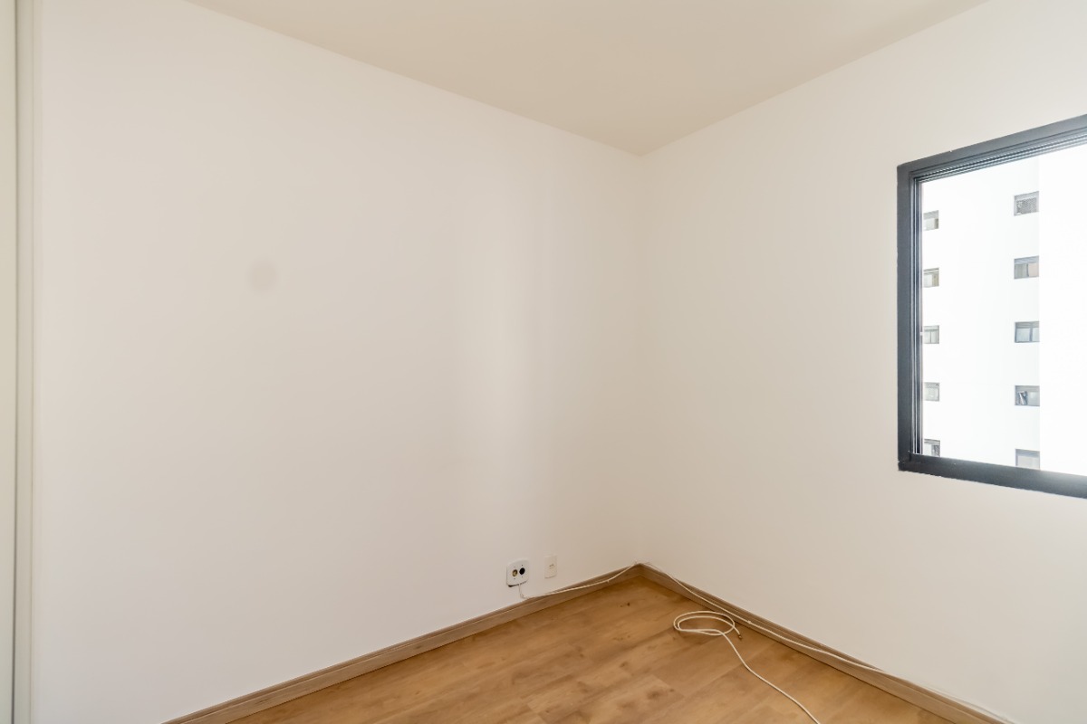 Apartamento à venda com 3 quartos, 96m² - Foto 13