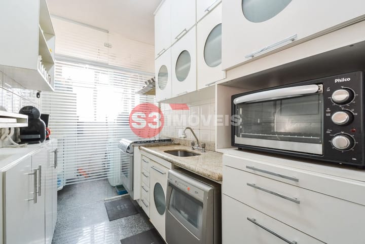 Apartamento à venda com 3 quartos, 76m² - Foto 12