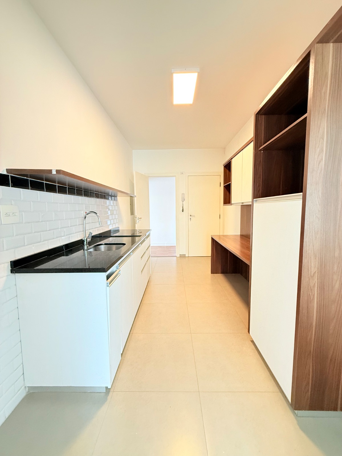 Apartamento à venda com 3 quartos, 125m² - Foto 22