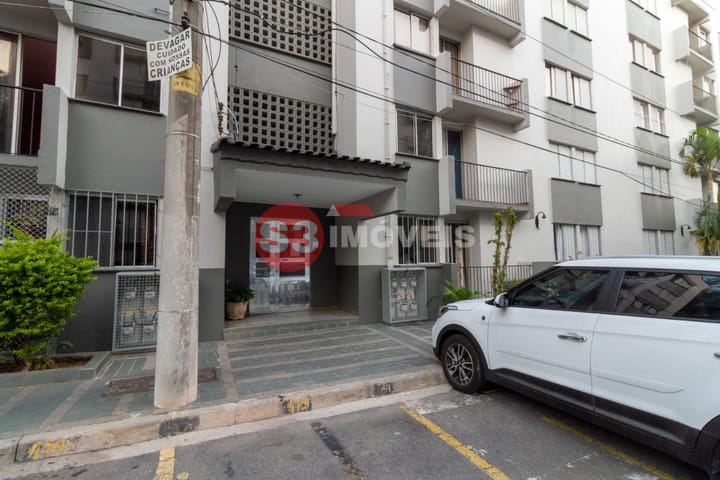 Apartamento à venda com 2 quartos, 62m² - Foto 18