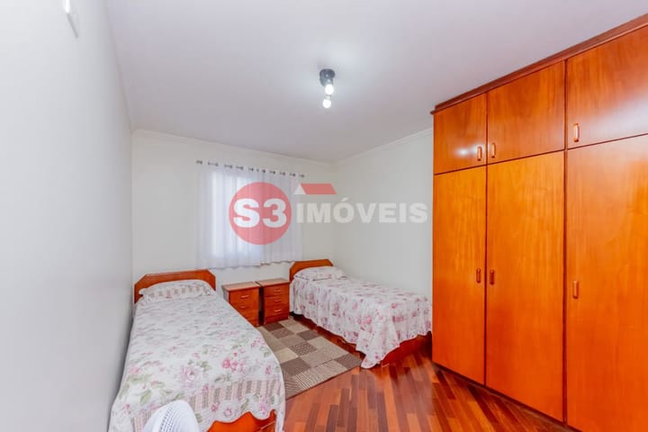 Casa à venda com 3 quartos, 202m² - Foto 8