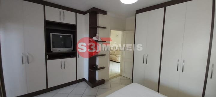 Casa de Condomínio à venda com 4 quartos, 295m² - Foto 32