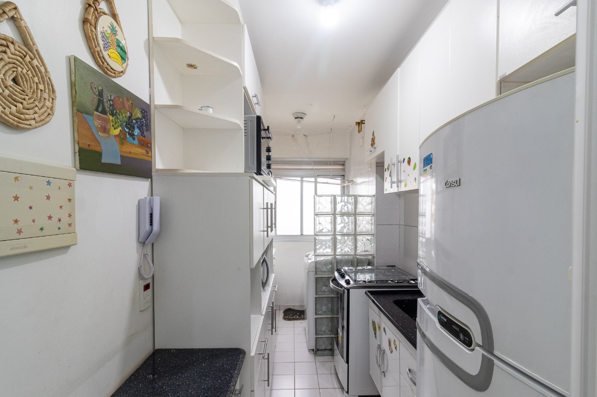 Apartamento à venda com 2 quartos, 50m² - Foto 13