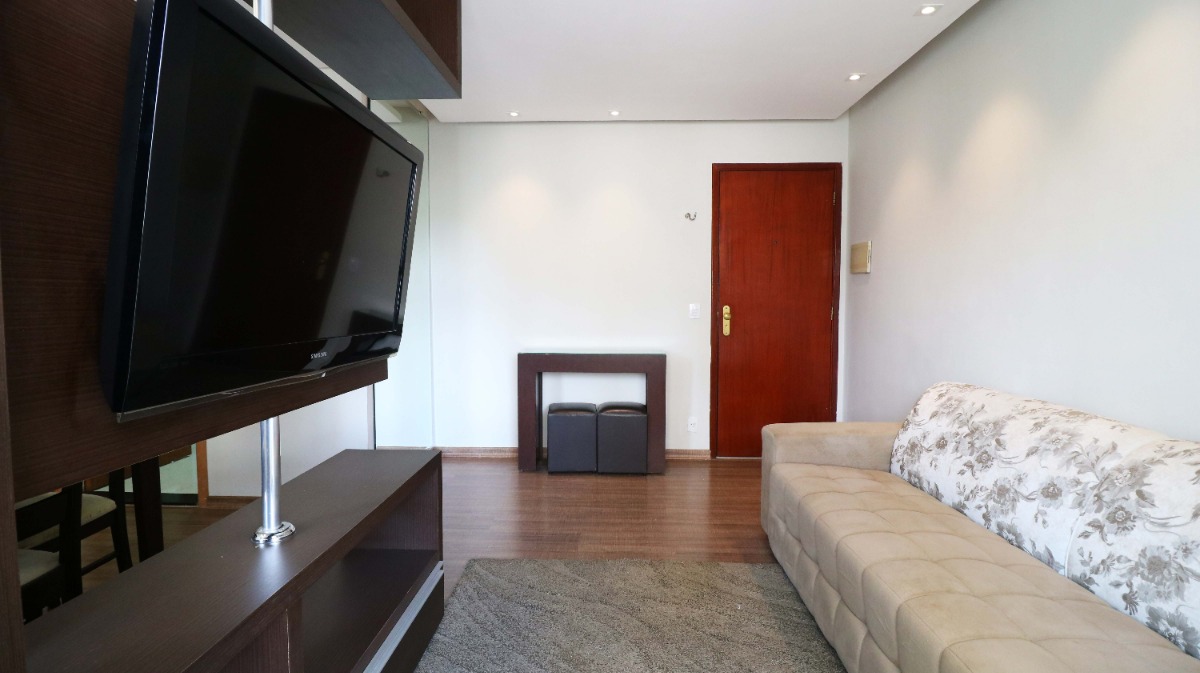 Apartamento à venda com 3 quartos, 72m² - Foto 2