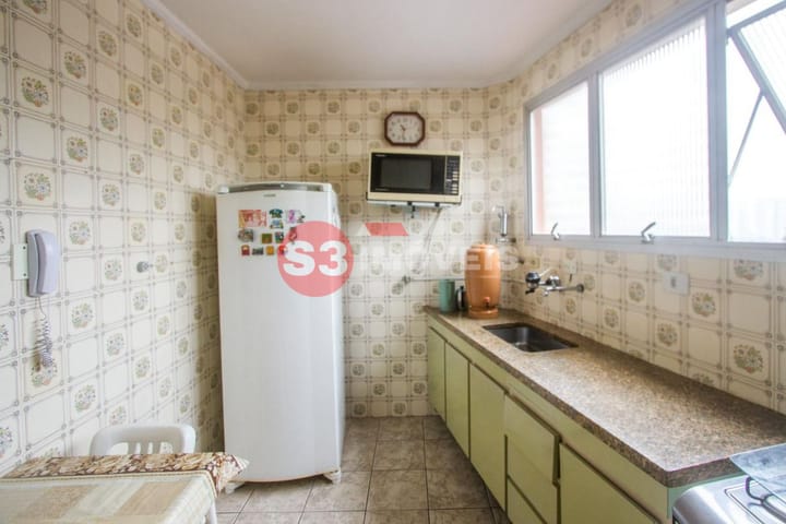 Apartamento à venda com 2 quartos, 85m² - Foto 18