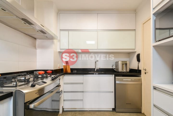 Apartamento à venda com 2 quartos, 104m² - Foto 10