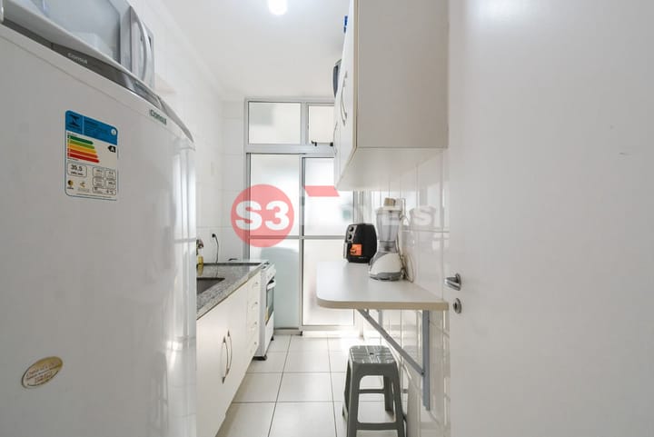 Apartamento à venda com 1 quarto, 45m² - Foto 11