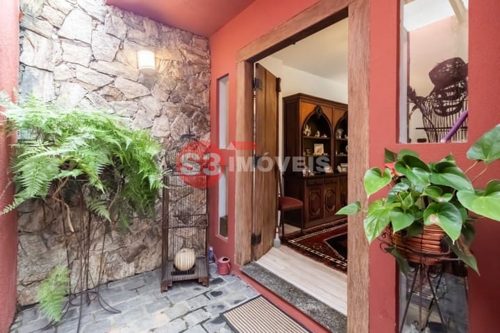 Casa à venda com 3 quartos, 300m² - Foto 18