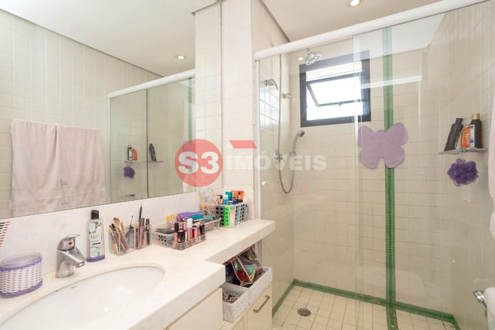 Apartamento à venda com 4 quartos, 235m² - Foto 17