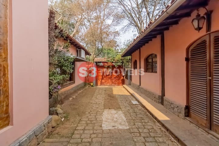 Casa de Condomínio à venda com 3 quartos, 306m² - Foto 40