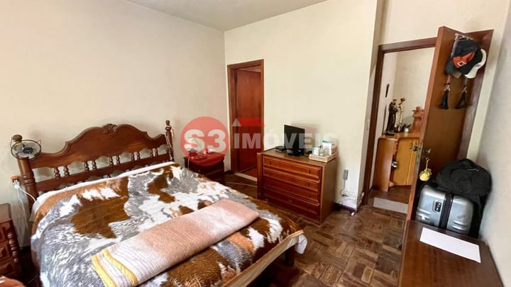 Casa à venda com 4 quartos, 255m² - Foto 25