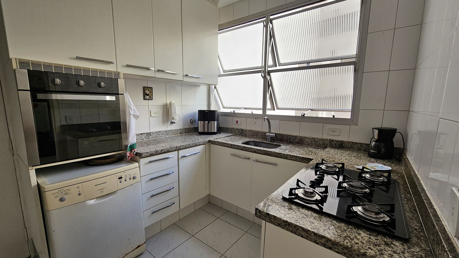 Apartamento à venda com 3 quartos, 131m² - Foto 12