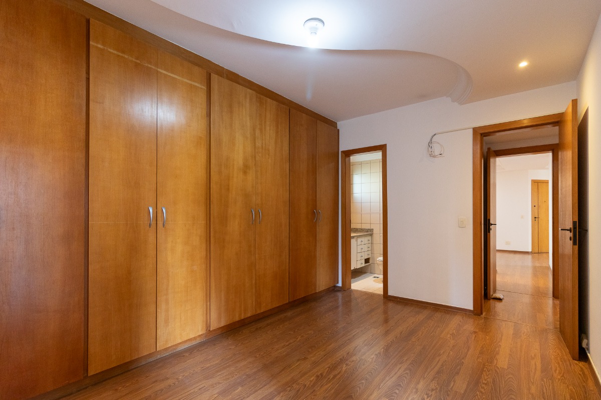 Apartamento à venda com 3 quartos, 110m² - Foto 20