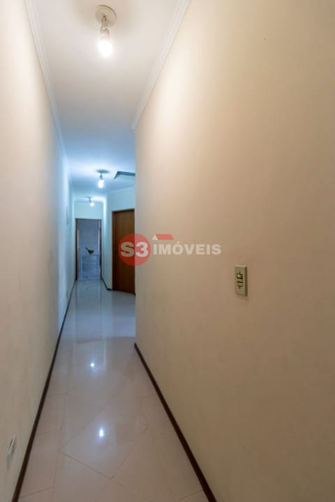 Casa à venda com 3 quartos, 184m² - Foto 5