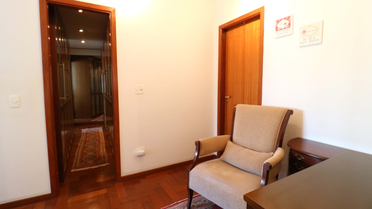 Apartamento à venda com 4 quartos, 226m² - Foto 29